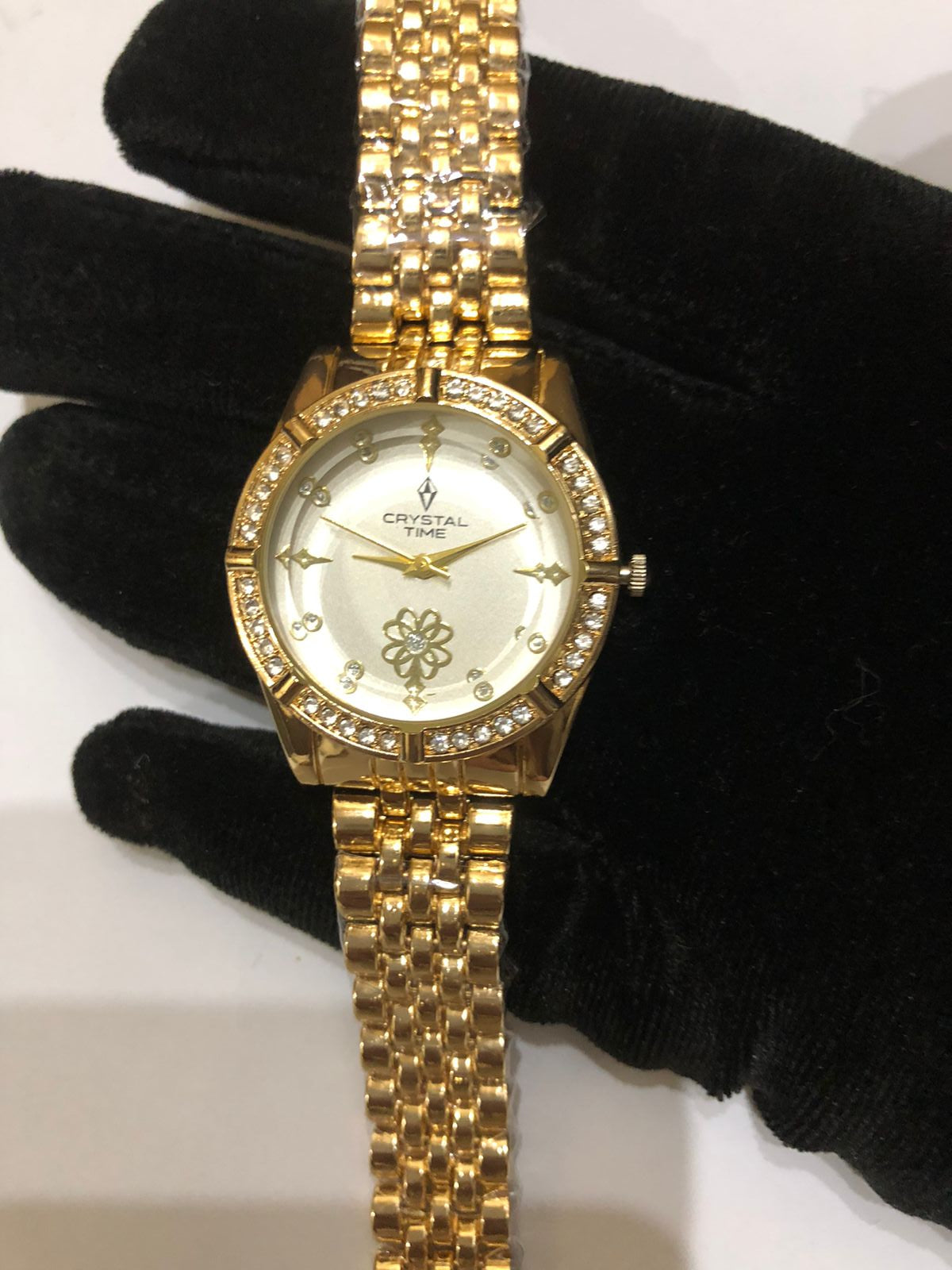 Luxury Gold and black  -Tone Stainless Steel Wrist Watch – Crystal Time, Water Resistant, Classic Design